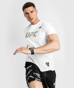 UFC Venum Authentic Fight Week Men's 2.0 Short Sleeve T-Shirt - White -Boxing Elegant Butikk 9 252Ff 252Fd 252F1 252F9fd1af7166a180f3ecdfb5f4fae62e406cb9ef14 VNMUFC 00137 001 03 247a0d91 43cf 44a3 a5ae 8bf08d40e8dd