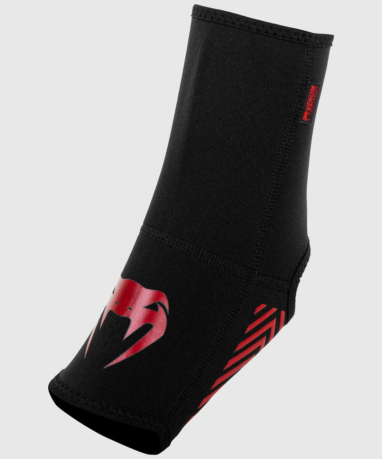 Venum Kontact Evo Foot Grips - Black/Red 3 Venum Kontact Evo Foot Grips - Black/Red