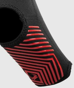 Venum Kontact Evo Foot Grips - Black/Red 11 Venum Kontact Evo Foot Grips - Black/Red -Boxing Elegant Butikk ANKLES SUPPORT KONTACT EVO BLACK RED 1500 04 2