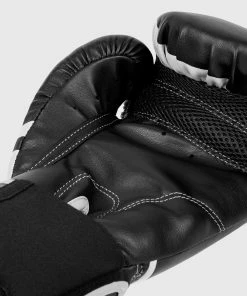 Venum Challenger 2.0 Boxing Gloves - Black/White -Boxing Elegant Butikk BOXING GLOVES CHALLENGER 2 0 BLACK HD 05