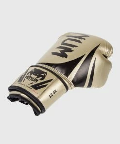 Venum Challenger 2.0 Boxing Gloves - Gold 12 Venum Challenger 2.0 Boxing Gloves - Gold -Boxing Elegant Butikk BOXING GLOVES CHALLENGER 2 0 GOLD HD 06