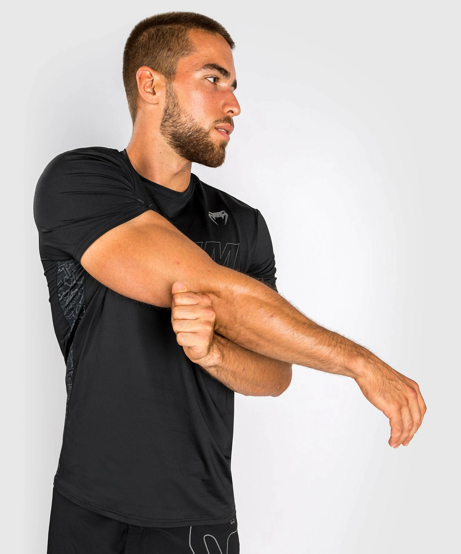 Venum Classic Evo Dry Tech T-Shirt - Black/Black Reflective 5 Venum Classic Evo Dry Tech T-Shirt - Black/Black Reflective - Bilde 3