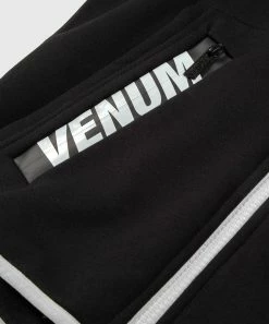 Venum Contender 3.0 Hoodie - Black 19 Venum Contender 3.0 Hoodie - Black -Boxing Elegant Butikk HOODIES CONTENDER3.0 BLACK WHITE 09