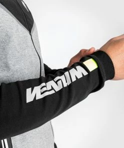 Venum Laser Evo 2.0 Hoodie - Light Heather Grey 17 Venum Laser Evo 2.0 Hoodie - Light Heather Grey -Boxing Elegant Butikk HOODIES LASER EVO GREY BLACK 11