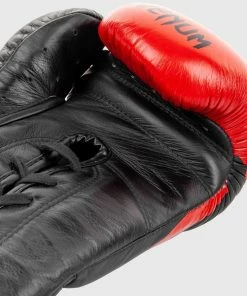 Venum Hammer Pro Boxing Gloves - With Laces - Black/Red -Boxing Elegant Butikk IMG 7989 copie 64e75c14 29e4 476b ae6c 1b606a2fd551