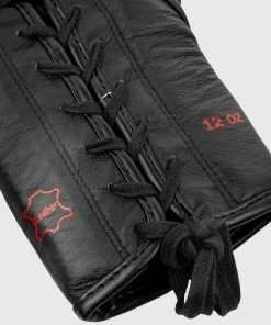 Venum Hammer Pro Boxing Gloves - With Laces - Black/Red -Boxing Elegant Butikk IMG 8328 copie 8d03fedc 0c83 445a 9698 be1ec55da81f