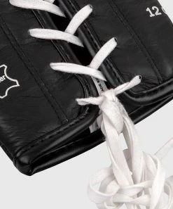 Venum Hammer Pro Boxing Gloves - With Laces - Black/White -Boxing Elegant Butikk IMG 8379 copie f43fc947 d427 49ae 97ca cf4398701573