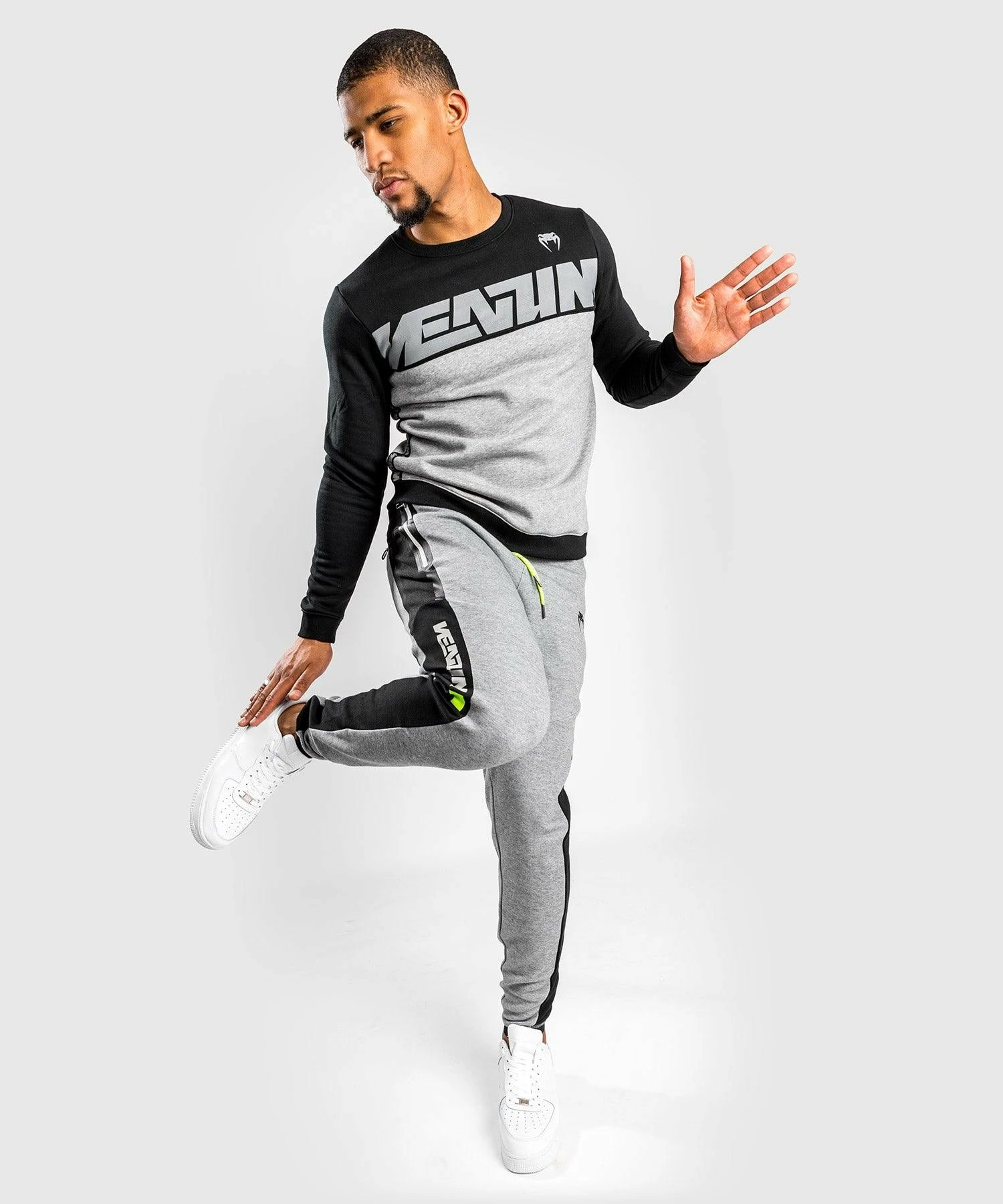 Venum Connect Crewneck Sweatshirt - Black/Dark Heather Grey 4 Venum Connect Crewneck Sweatshirt - Black/Dark Heather Grey - Bilde 2