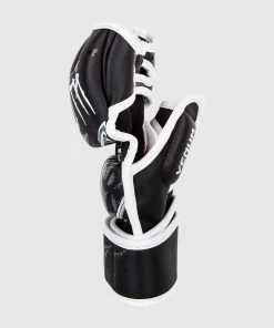 Venum Gladiator 3.0 MMA Gloves - Black/White 9 Venum Gladiator 3.0 MMA Gloves - Black/White -Boxing Elegant Butikk MMA GLOVES GLADIATOR BLACK HD 01