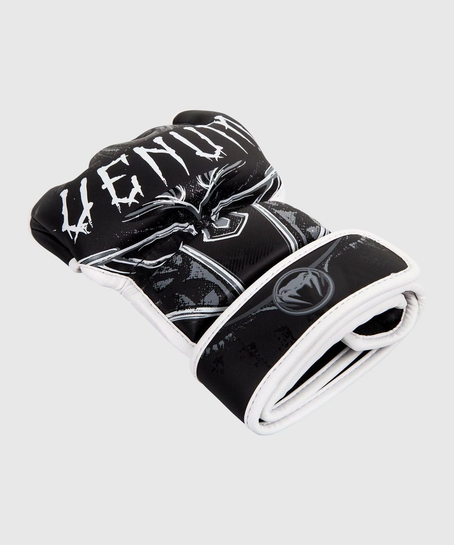 Venum Gladiator 3.0 MMA Gloves - Black/White 4 Venum Gladiator 3.0 MMA Gloves - Black/White - Bilde 2