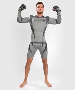 Venum Stone Rashguard - Long Sleeves - Mineral Green -Boxing Elegant Butikk RASH LS STONE MINERAL GREEN 01