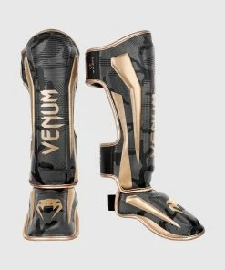 Venum Elite Shin Guards - Dark Camo/Gold -Boxing Elegant Butikk SHINGUARD ELITE 3.0 BLACK GOLD 1500 01 3