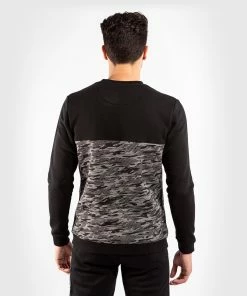 Venum Connect Crewneck Sweatshirt - Black/Dark Camo -Boxing Elegant Butikk SWEATCAMO