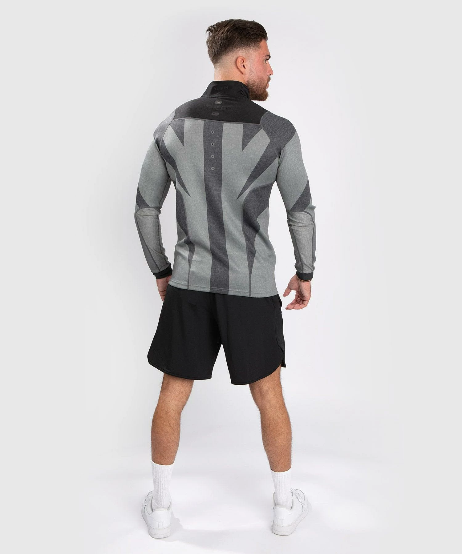 Venum Stone Winter Dry Tech - Long Sleeves - Mineral Green 7 Venum Stone Winter Dry Tech - Long Sleeves - Mineral Green - Bilde 5