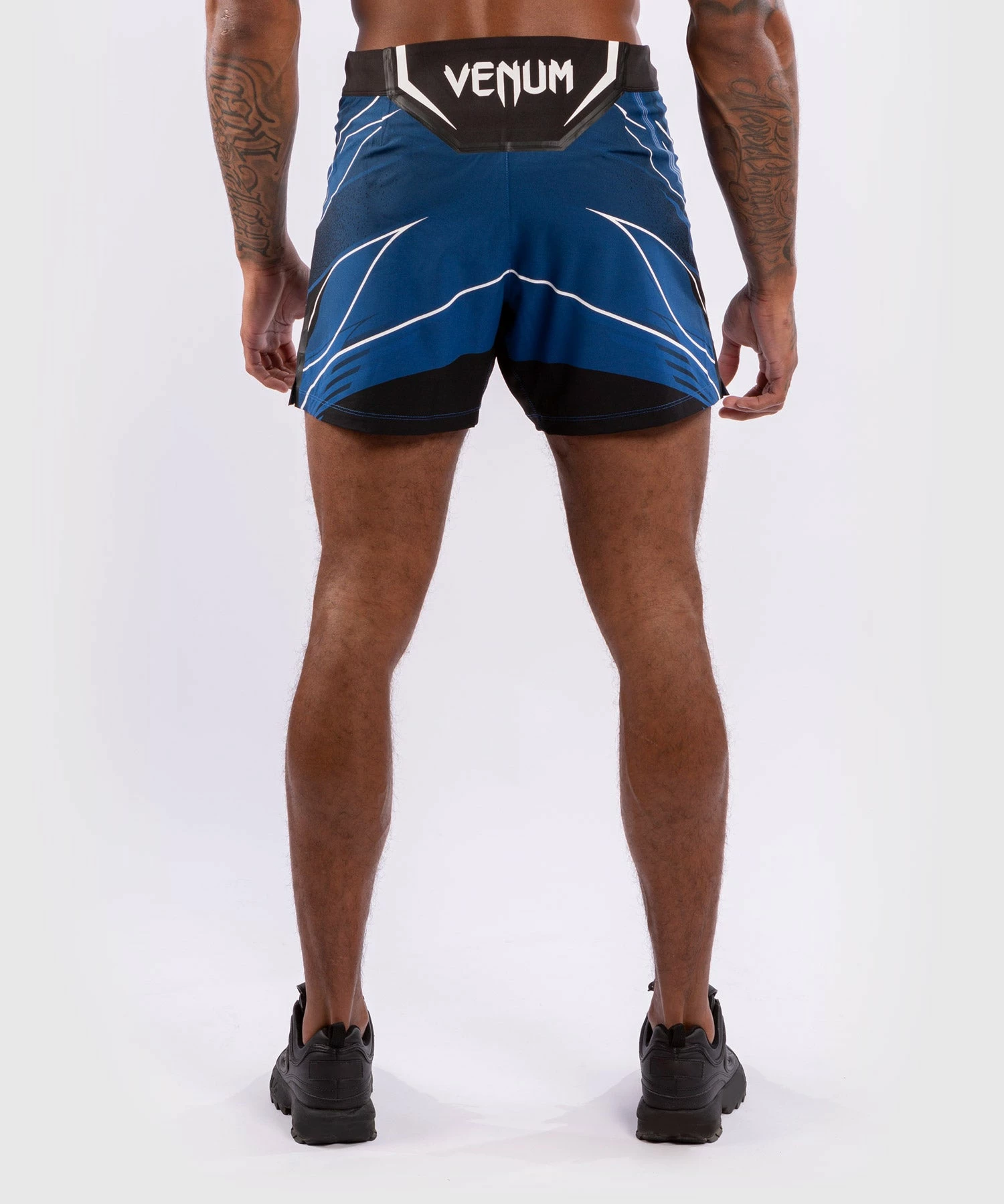 UFC Venum Authentic Fight Night Men's Shorts - Short Fit - Blue 4 UFC Venum Authentic Fight Night Men's Shorts - Short Fit - Blue - Bilde 2
