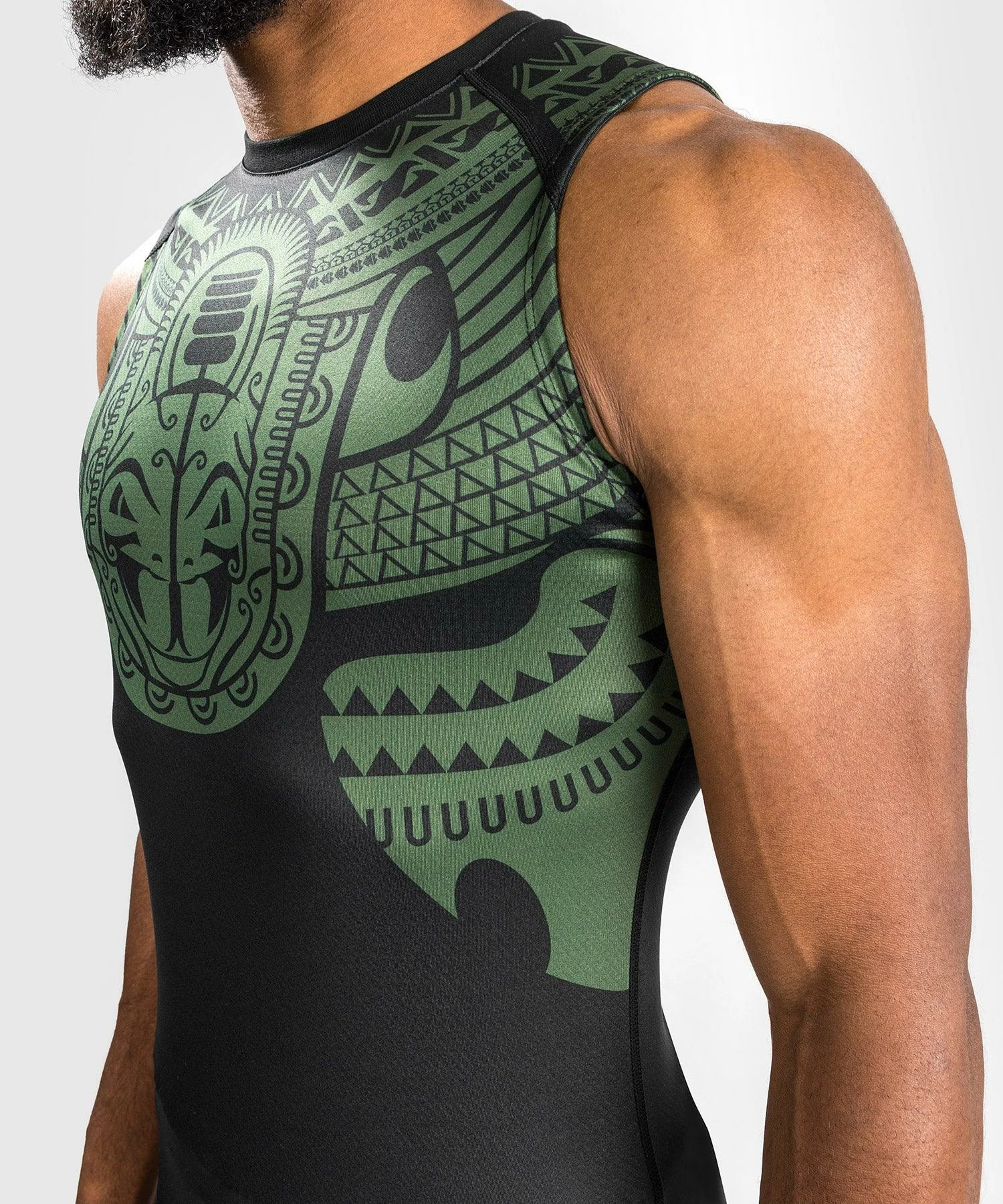 Venum Nakahi Rashguard - Sleeveless - Black/Khaki 4 Venum Nakahi Rashguard - Sleeveless - Black/Khaki - Bilde 2