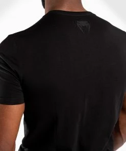 Venum Skull T-shirt - Black/Black 18 Venum Skull T-shirt - Black/Black -Boxing Elegant Butikk a 252F8 252Fb 252F1 252Fa8b1a039ff07200426c4839dafffe49a45bc5346 TS SKULL BLACK BLACK 17