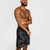 Venum Razor Training Shorts - Black/Gold -Boxing Elegant Butikk a 252Fa 252F1 252Fb 252Faa1bd75980cb4b5301363d6d0c1e9f2c16d3242a 03 fb40a95e a467 47d0 8f26 5429775e2496