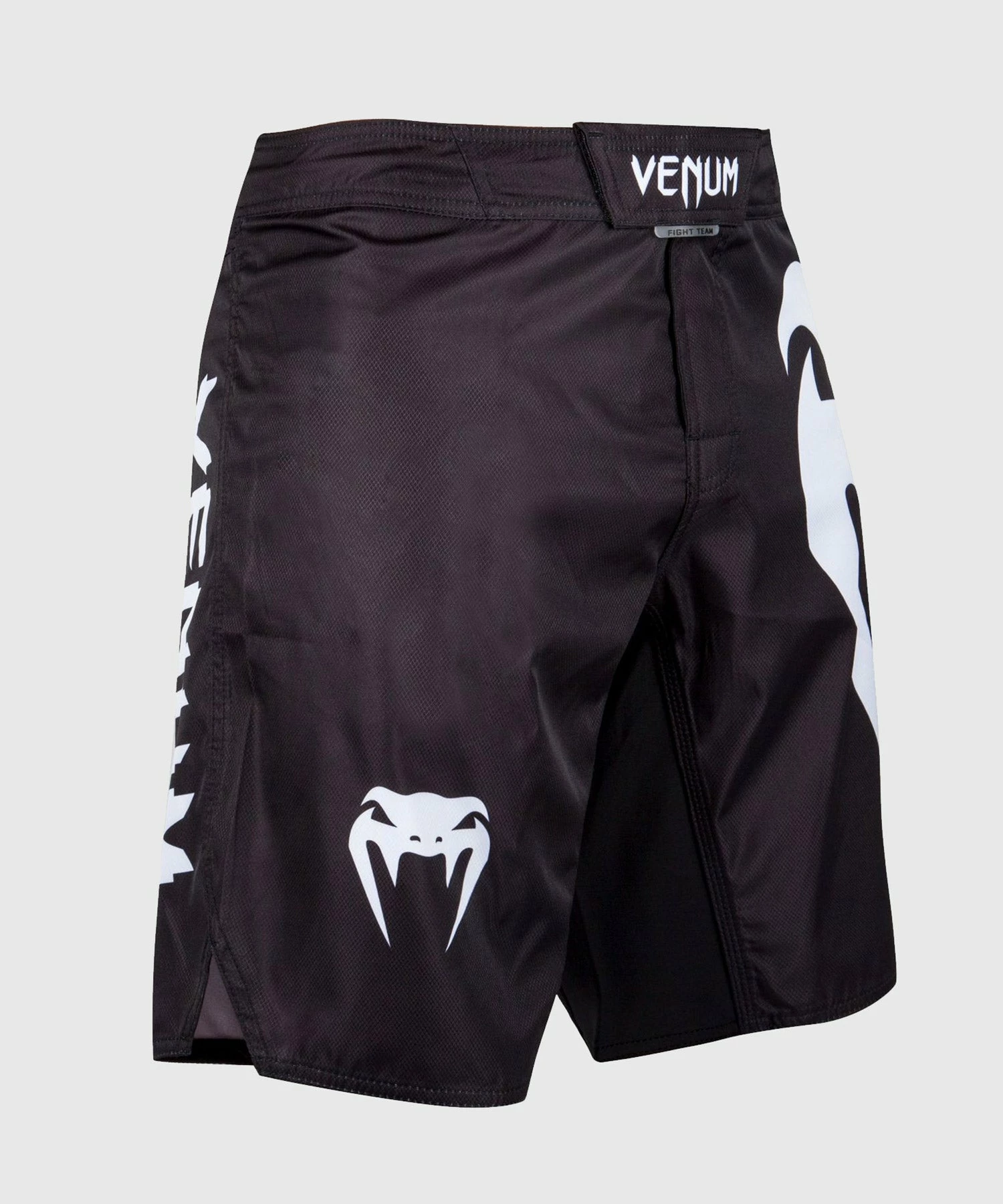 Venum Light 3.0 Fightshorts - Black/White 5 Venum Light 3.0 Fightshorts - Black/White - Bilde 3
