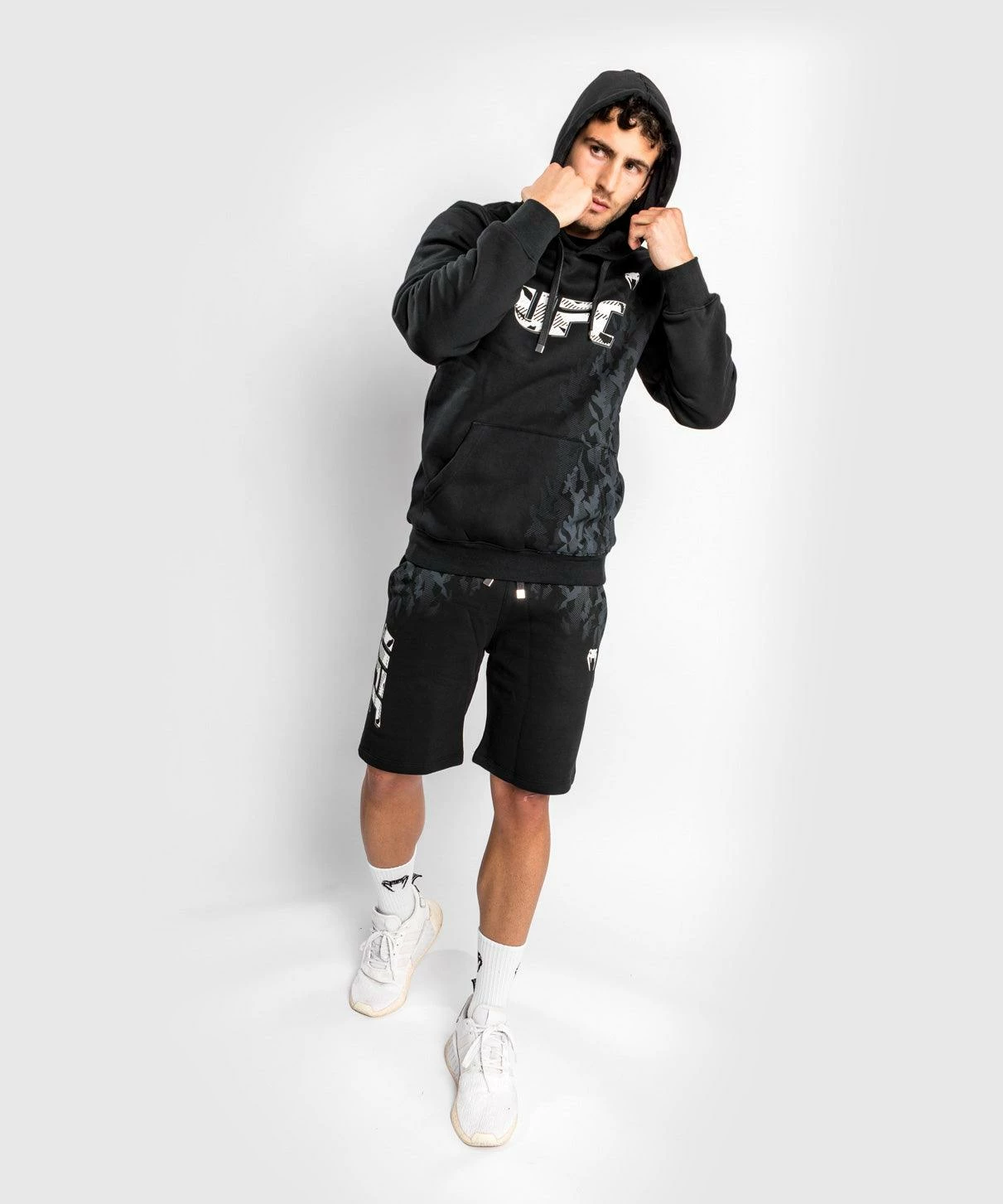 UFC Venum Authentic Fight Week Men's Pullover Hoodie - Black 9 UFC Venum Authentic Fight Week Men's Pullover Hoodie - Black - Bilde 7