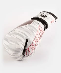 Venum Contender 2.0 Boxing Gloves - White/camo -Boxing Elegant Butikk a 252Fc 252Fa 252F6 252Faca6261a1bf99a05ede1973a525f27d304b3302b 5J5A9012 11eed725 81d5 4013 aca4 fc08d08b79f1