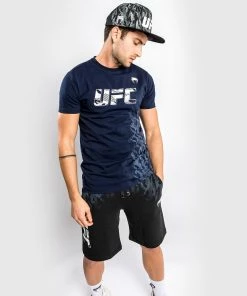 UFC Venum Authentic Fight Week Men's Short Sleeve T-shirt - Navy Blue -Boxing Elegant Butikk a 252Fc 252Ff 252F7 252Facf713b476edfca49766b17d2d7c7f9cedc9a96c VNMUFC 00052 018 03 1