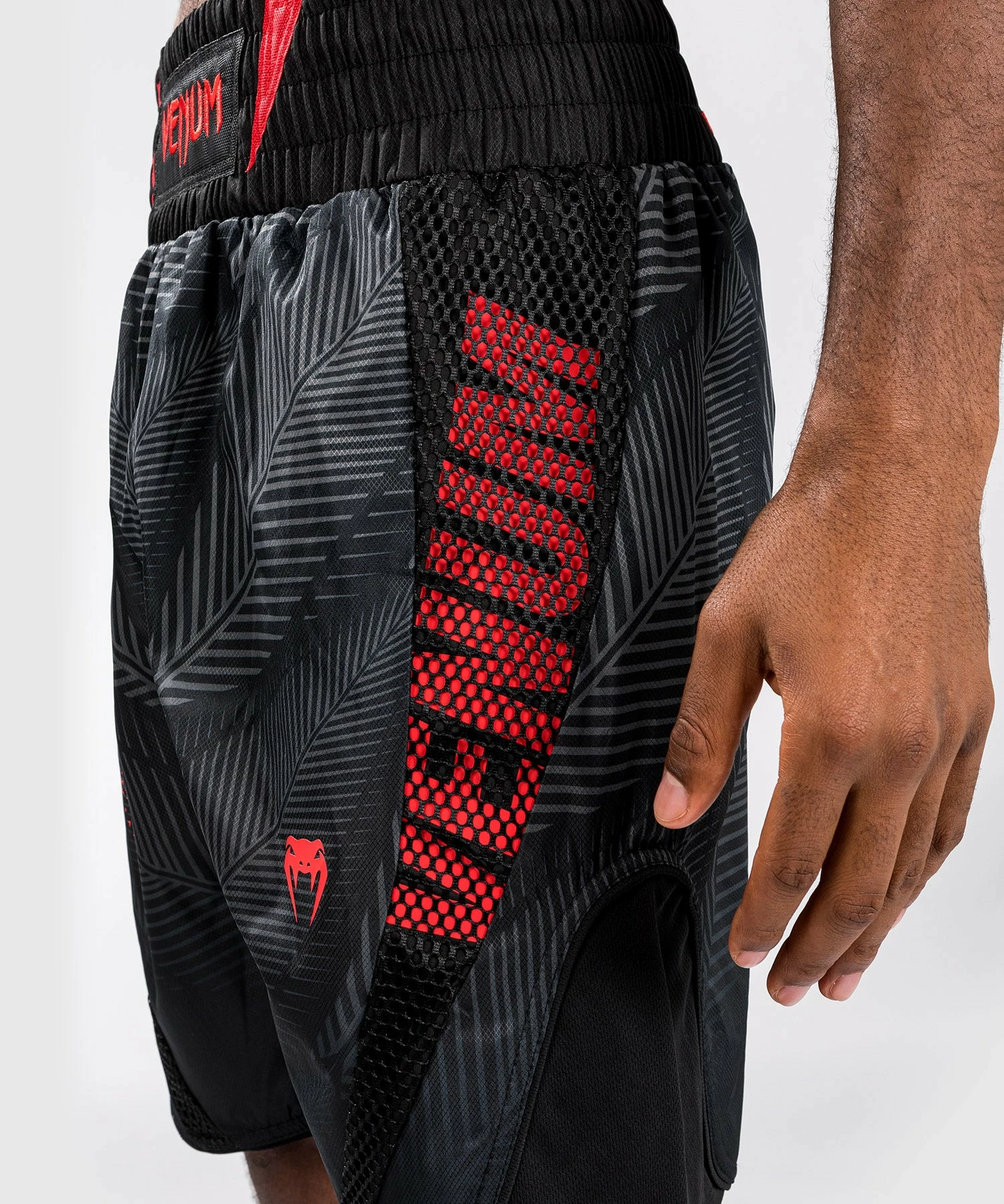 Venum Phantom Boxing Shorts - Black/Red - Bilde 8