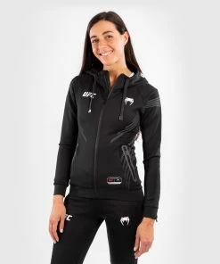 UFC Venum Authentic Fight Night Women's Walkout Hoodie - Black -Boxing Elegant Butikk b 252F0 252F3 252F7 252Fb037da39ad1ca9efbe854a315f41afc0659cb62b VNMUFC 00013 001 02