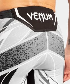 UFC Venum Authentic Fight Night Men's Vale Tudo Shorts - Short Fit - White -Boxing Elegant Butikk b 252F4 252F9 252Fe 252Fb49e7b6c9451a767188a4a57418ffabf7dda03cc VNMUFC 00007 002 07