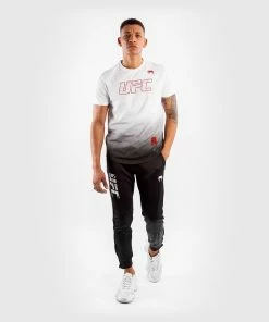 UFC Venum Authentic Fight Week 2 Men's Short Sleeve T-shirt - White -Boxing Elegant Butikk b 252F5 252F3 252F5 252Fb5356801276433c80aaf71f50b4cb7a71a8431fb VNMUFC 00075 002 07 1934a61d 1ee7 40f4 a603 232450cbe27a