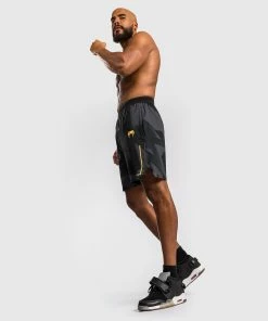 Venum Razor Training Shorts - Black/Gold -Boxing Elegant Butikk b 252Fc 252F9 252F5 252Fbc950eed77286d0c8aa15a3b8564280ae236aaf0 04 da688bc4 cced 45f3 8ff3 58ddf1489787