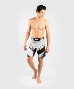 UFC Venum Authentic Fight Night Men's Shorts - Long Fit - White -Boxing Elegant Butikk b 252Fd 252Ff 252F6 252Fbdf61377d241aac534d8ee4b28c764642bd2989e VNMUFC 00002 002 16 1