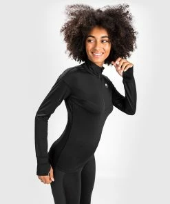 Venum Essential Women's Base Layer Top - Black -Boxing Elegant Butikk c3d7aa7c37eeca6aa503cf3df7d5869c9dbe07c2 BASE LOYERTOP ESSENTIAL BLACK 06