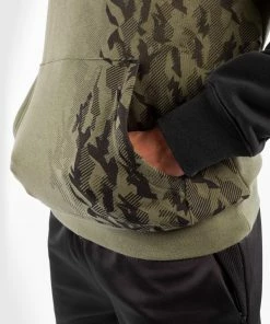 UFC Venum Authentic Fight Week Men's Pullover Hoodie - Khaki -Boxing Elegant Butikk c 252F0 252F6 252F4 252Fc064f791390c32cced4d81e741d9a1bda51e33bb VNMUFC 00047 015 06 2b0201b3 e417 4f04 b402 d50505fe4258