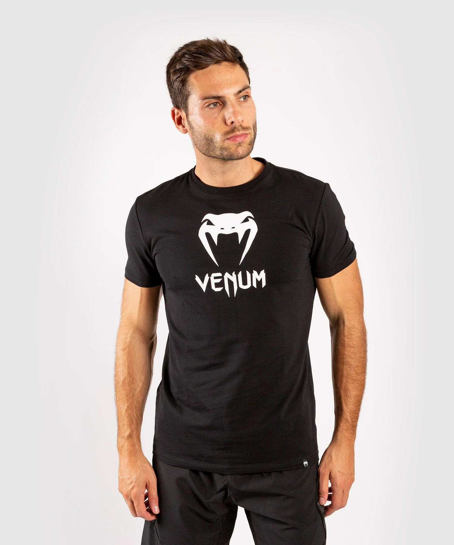 Venum Classic T-shirt - Black 3 Venum Classic T-shirt - Black