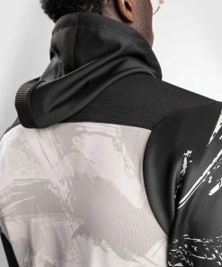 UFC Venum Authentic Fight Week Men's 2.0 Zipped Hoodie - Sand -Boxing Elegant Butikk c 252F8 252Fe 252Fe 252Fc8eea34f8ecdc9b7f2e75a260d7be1fff573ed11 VNMUFC 00102 040 25 316f9ff7 d6dc 472d 8662 27335baee698