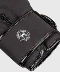 Venum Boxing Gloves Contender 2.0 - Black/Grey-White -Boxing Elegant Butikk c 252Fe 252F4 252F1 252Fce415625495993e76bfced020bf219f77c527ee9 IMG 5045 copie 46c79852 0648 4439 b86c 58d3359e82ba