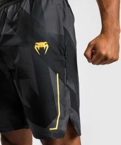 Venum Razor Training Shorts - Black/Gold -Boxing Elegant Butikk d 252F1 252F8 252F4 252Fd1845f0874688e039bf583319cd81822af7918f7 06 dcf489a1 0ff9 4bf4 ac39 e4d4c0b42626