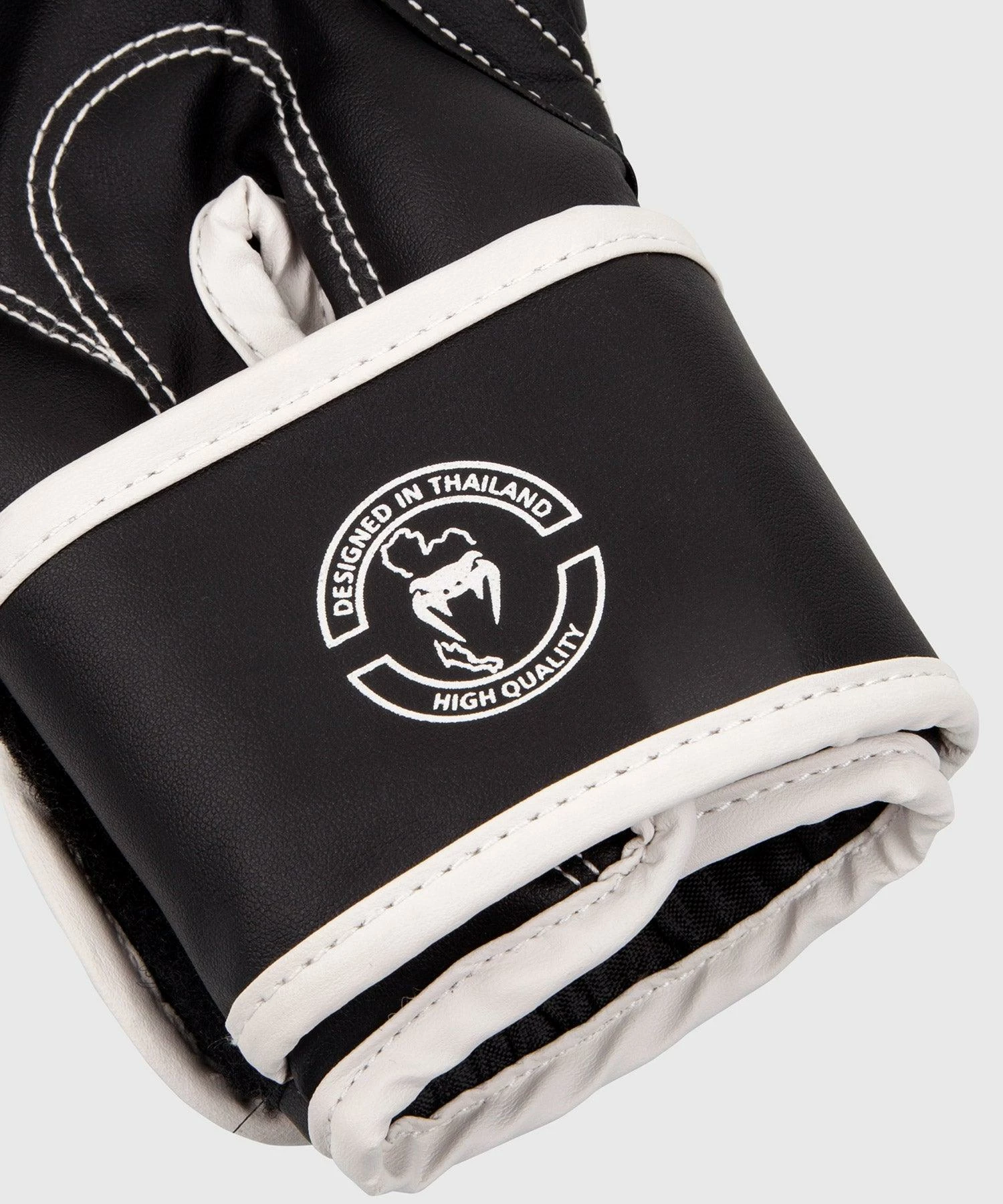 Venum Challenger 2.0 Kids Boxing Gloves - Black/White - Bilde 6