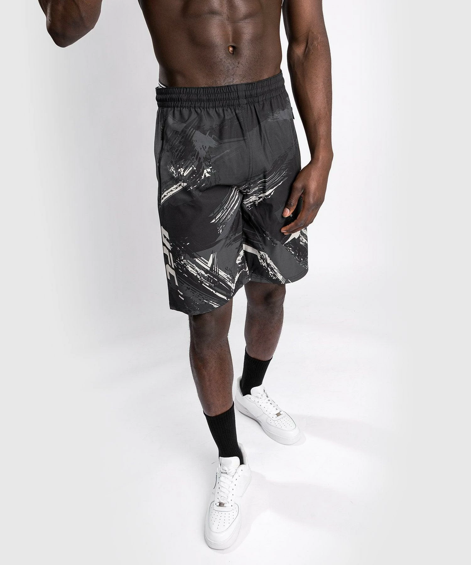 UFC Venum Authentic Fight Week Men's 2.0 Performance Short - Black/Sand 6 UFC Venum Authentic Fight Week Men's 2.0 Performance Short - Black/Sand - Bilde 4