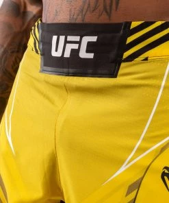 UFC Venum Authentic Fight Night Men's Gladiator Shorts - Yellow -Boxing Elegant Butikk d 252Fc 252F4 252F0 252Fdc40965650bed1e9ad6df20c50cc76e736f187fa VNMUFC 00003 006 06