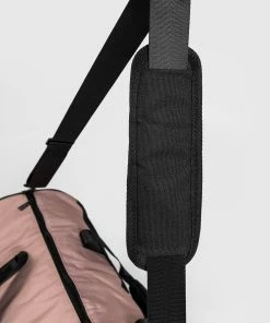 Venum Reorg Sports Bags - Black -Boxing Elegant Butikk d 252Fd 252Fa 252F5 252Fdda52eb49be73c4026e78aeadbf16e9f118d1dcb SPORT BAG REORG BLACK 06