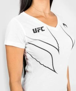 UFC Venum Fight Night 2.0 Replica Women's T-shirt - White 13 UFC Venum Fight Night 2.0 Replica Women's T-shirt - White -Boxing Elegant Butikk e 252F1 252F3 252F6 252Fe13616170d6e3dbf3714352623118d352c6e8da2 VNMUFC 00154 002 10