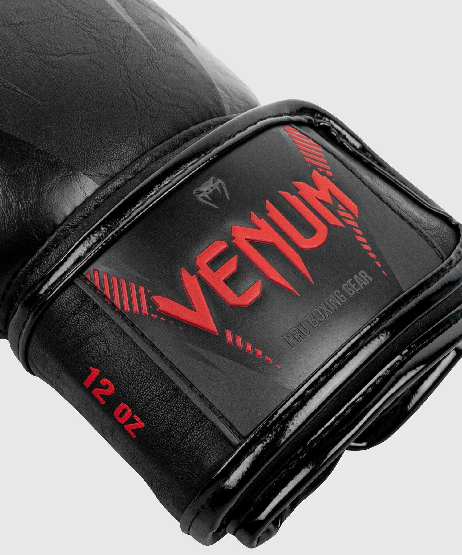 Venum Impact Boxing Gloves - Black/Red - Bilde 8