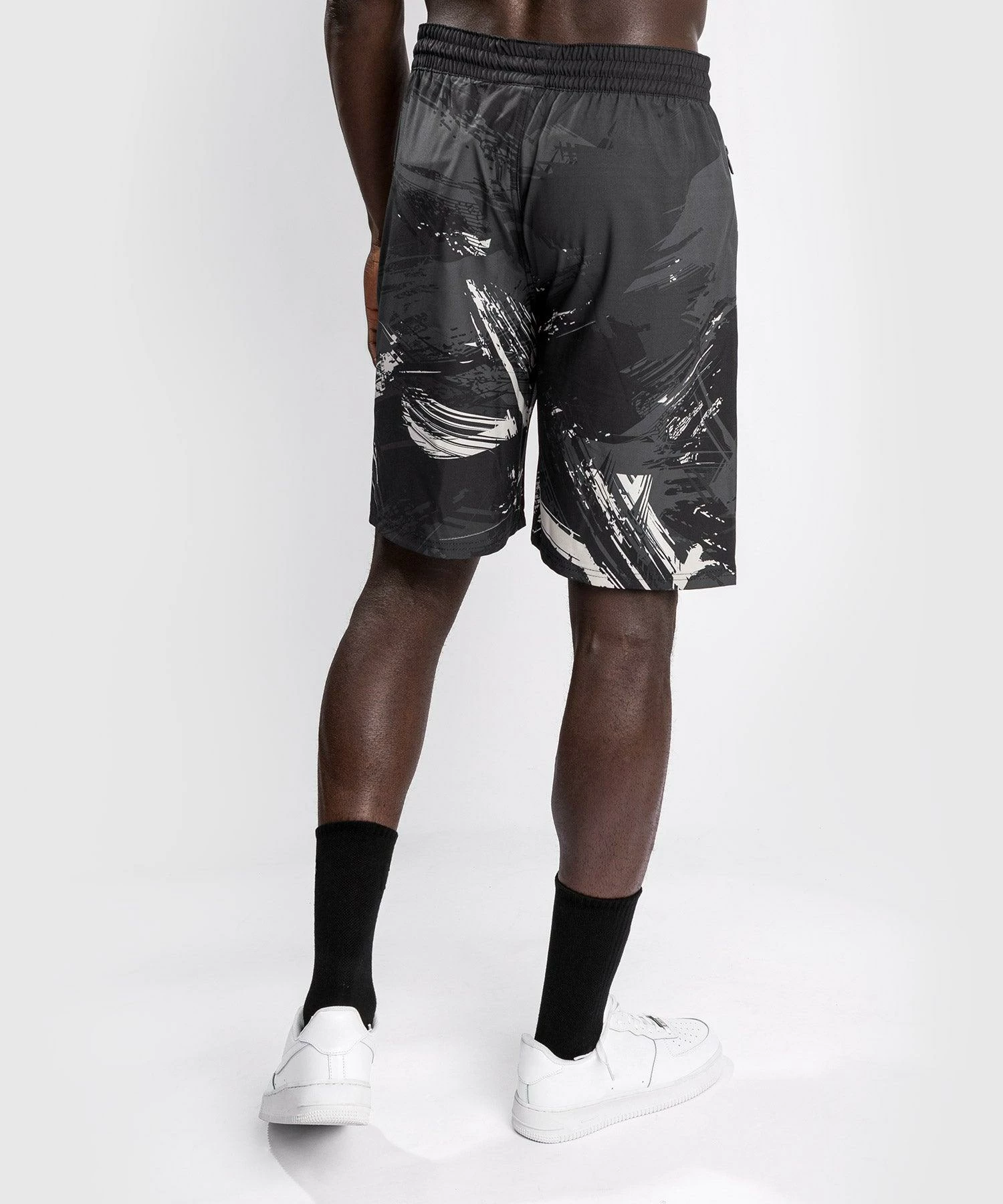 UFC Venum Authentic Fight Week Men's 2.0 Performance Short - Black/Sand 8 UFC Venum Authentic Fight Week Men's 2.0 Performance Short - Black/Sand - Bilde 6