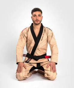 Venum Reorg BJJ Gi - Sand -Boxing Elegant Butikk e 252F9 252Fc 252Fd 252Fe9cd8720a664335ea3dea8f6402031a347aeaa72 KIMONO REORG BEIGE 09