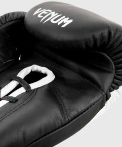 Venum Giant 2.0 Pro Boxing Gloves - With Laces - Black/White -Boxing Elegant Butikk f 252F0 252Fa 252F5 252Ff0a5ed6c4996f3ccc309f81944c36dc90728fee5 IMG 7939 copie
