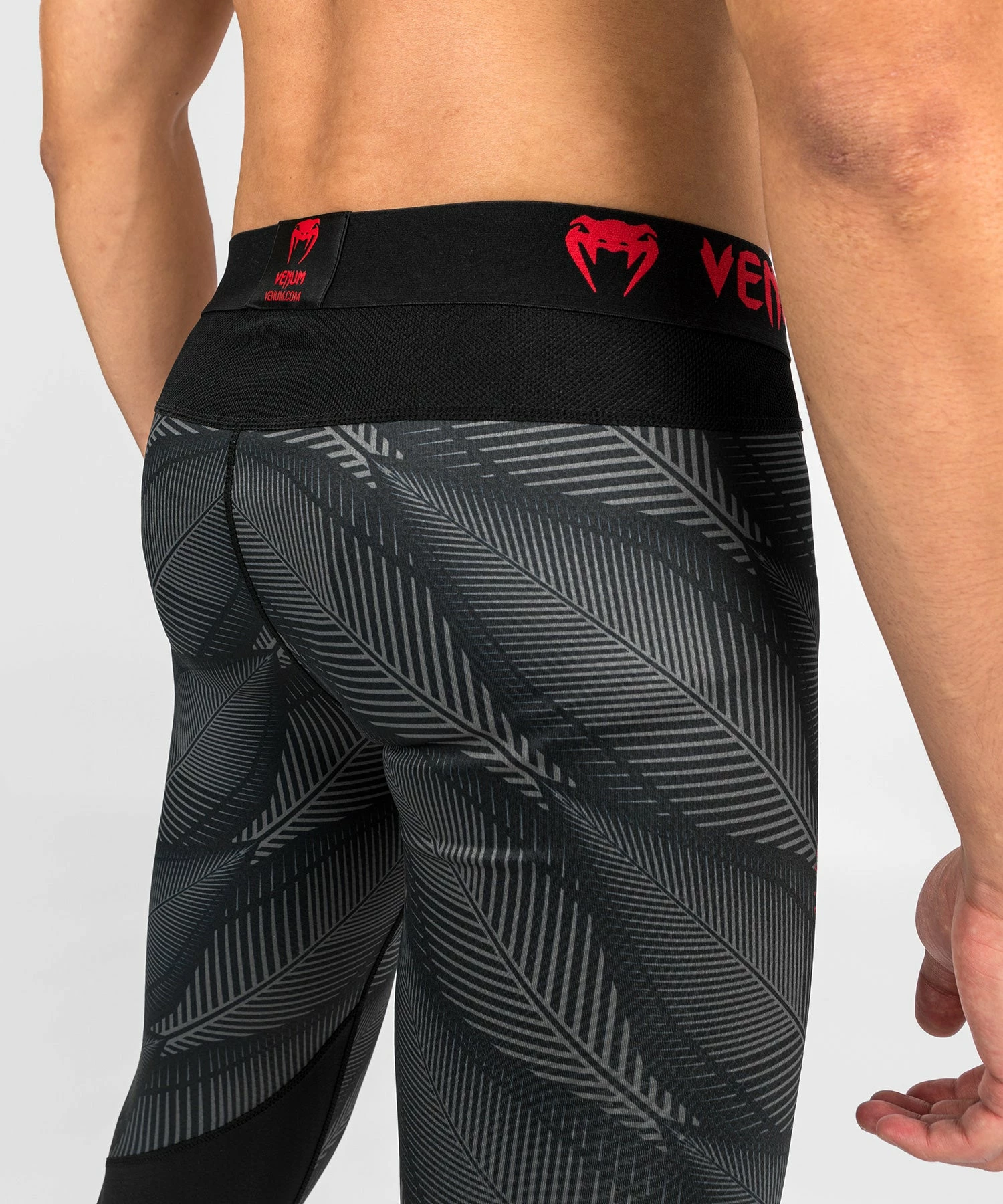 Venum Phantom Spats - Black/Red 9 Venum Phantom Spats - Black/Red - Bilde 7