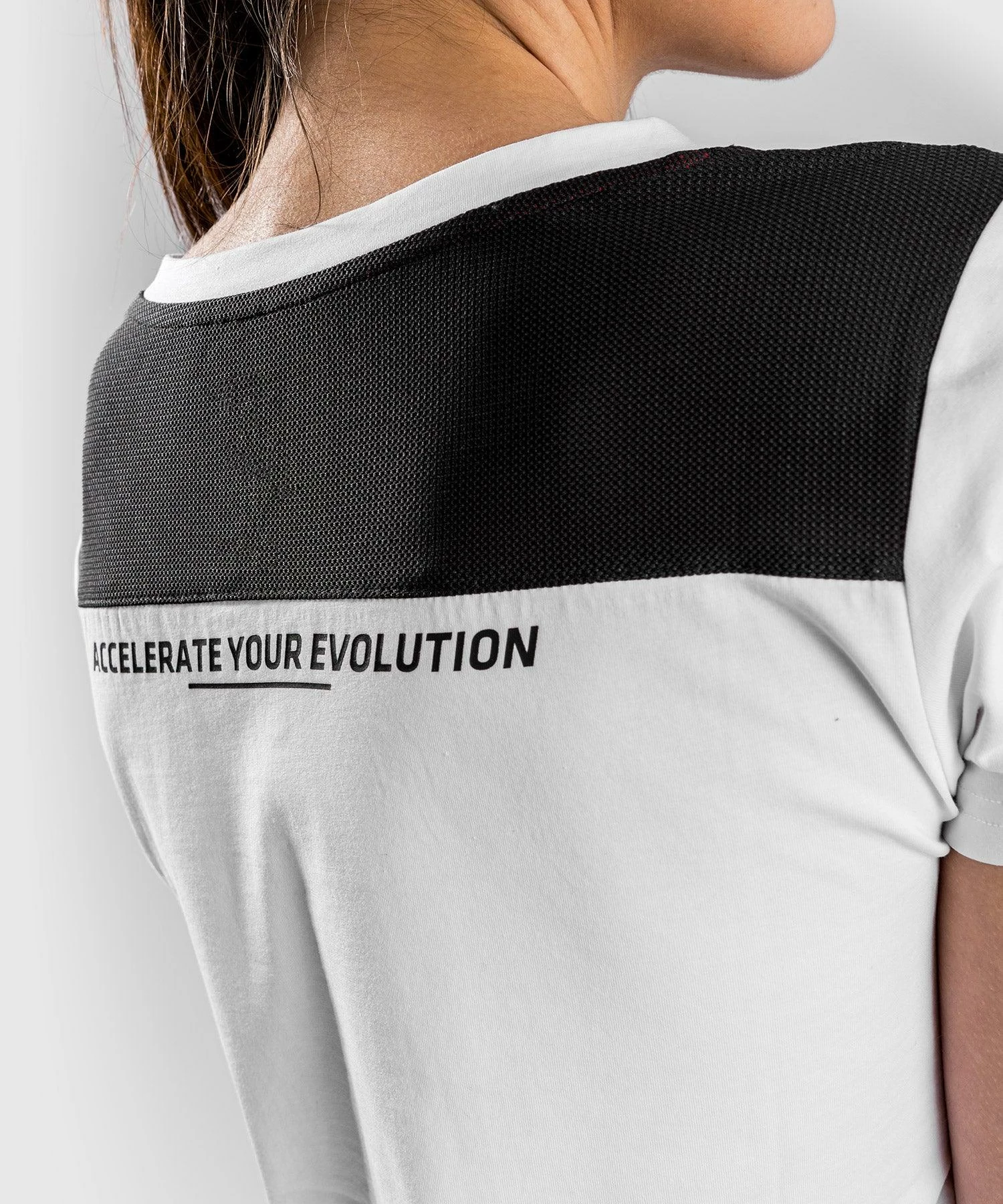 UFC Venum Performance Institute T-Shirt - For Women - White 7 UFC Venum Performance Institute T-Shirt - For Women - White - Bilde 5