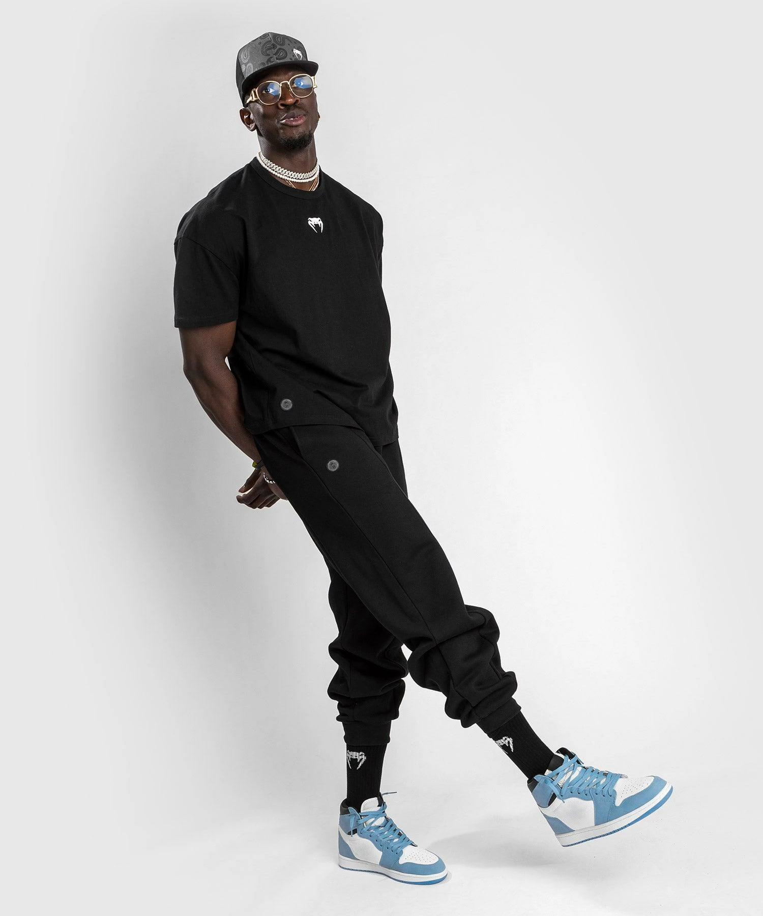 Venum Vortex XL Joggers - Black 3 Venum Vortex XL Joggers - Black